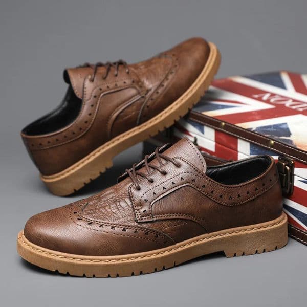 Leather Shoes for Men High Quality Brogue Shoes comfortable Soft Sole Mens Casual Shoes Lace Up Men Business Dress Shoe 251213
