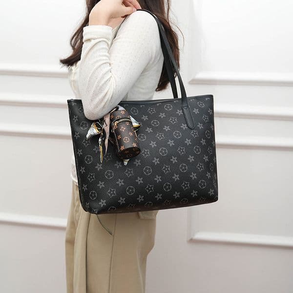 Women's New Trendy Tote Bag Large Capacity Mommy Bag for Commute Convertible Shoulder & Top-Handle Big Bag