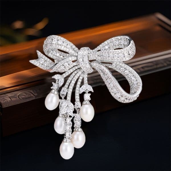 OKILY Freshwater Pearl Bow Brooches Deliicate Zircon Bowknot Corsage for Womens Broche Decorativo De Ropa Accessories 251204ww