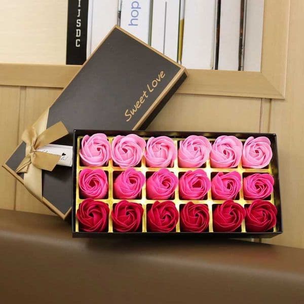 18Pcs Soap Rose Romantic Scented Bath Soap Flowers Home Decor Fake Flower Wedding Pink Petal Valentines Day Christmas Gift Box X251218