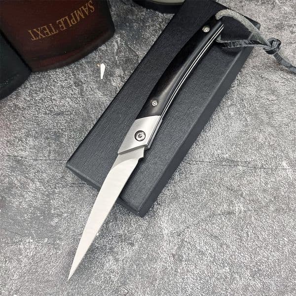 High Quality Folding Knife D2 Blade Ebony Handle Portable Camping Outdoor Hunting Knife EDC Survival Defensive Tools
