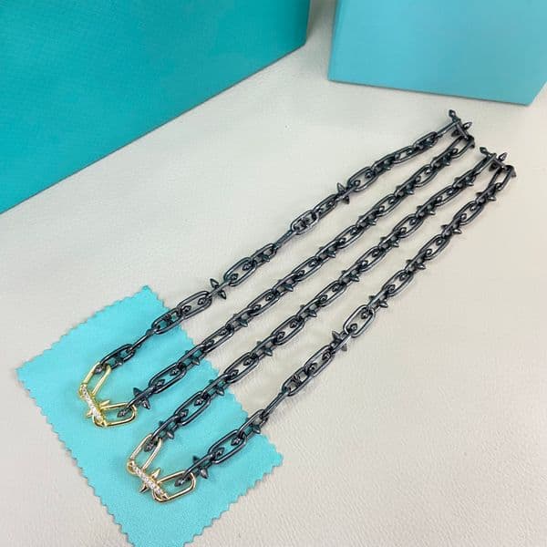 Luxury Designer women and men Necklaces Pendant Charm Necklace Colorful Enamel Fashion Necklace Classic Titanium Steel Designer Jewelry with box