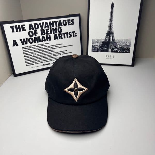 L Luxurious Brand Designer Hats for Men and Women with Summer Style & Customized Lettering Options