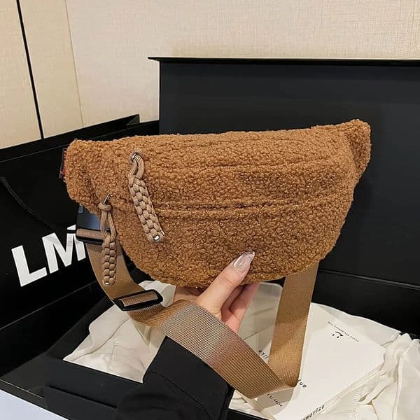 Lamb Fur Bag for Womens Winter Trendy Ins Versatile Commuting Waist Bag Plush Single Shoulder Crossbody Chest Bag 2025 251217