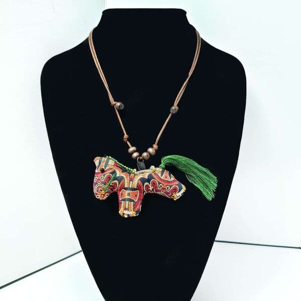 New Chinese Hanging Rope Handmade Fabric Ethnic Style Pony Pendant Fashion Versatile Adjustable Necklace Jewelry