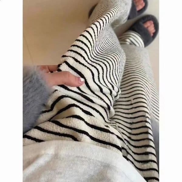 Fashion Simple Striped Winter Casual Pant Retro Street Loose Thickened Warm Harajuku High Waist Wide Leg Trousers 251223BANJIA