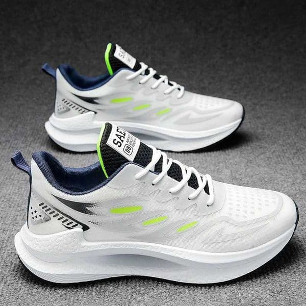 Mens Breathable Sports Shoes Spring New Mesh Casual Fashion Versatile Trendy Mens Shoes Summer Running Shoes Suitable for Outdoor Sports Z251223