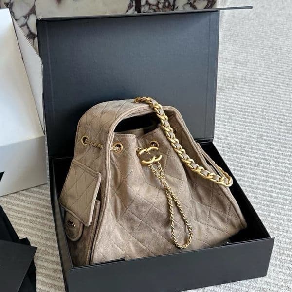 25c Suede Quilted Hobo Drawstring Chain Bucket Bag Fashion Large Capacity Single Shoulder Underarm Hippie Womens Bag