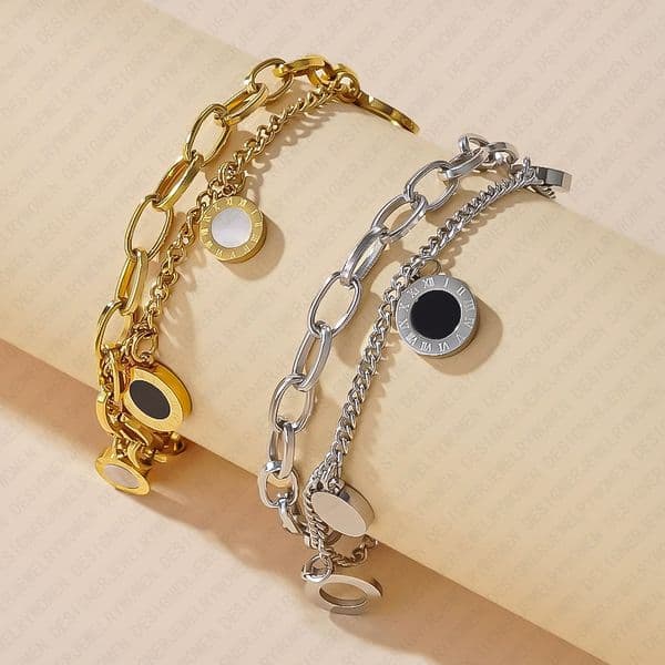 Designer Bracelet for Women Roman Numeral Bracelets Gold Hollow Tassel Bangle Double Sided Shell Bangles Luxury Jewlery Designer for Women Classic Elegant Gift