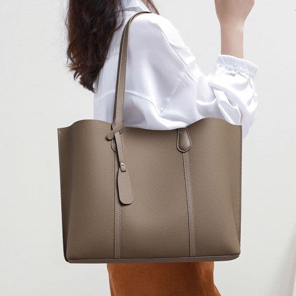 New Women s Tote Bag Autumn Winter Large Genuine Leather Bag Large Capacity Commuter Bag Shoulder Bag