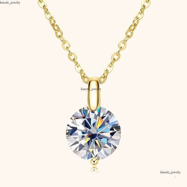 High-End S Sterling Sier Cross Chain Simple Fashion Pendant 1 2 CT Women's VVS Moissanite Necklace