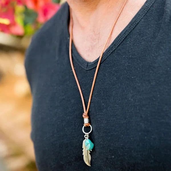 Mens Feather Maroon Leather Bohemian Necklace 251224