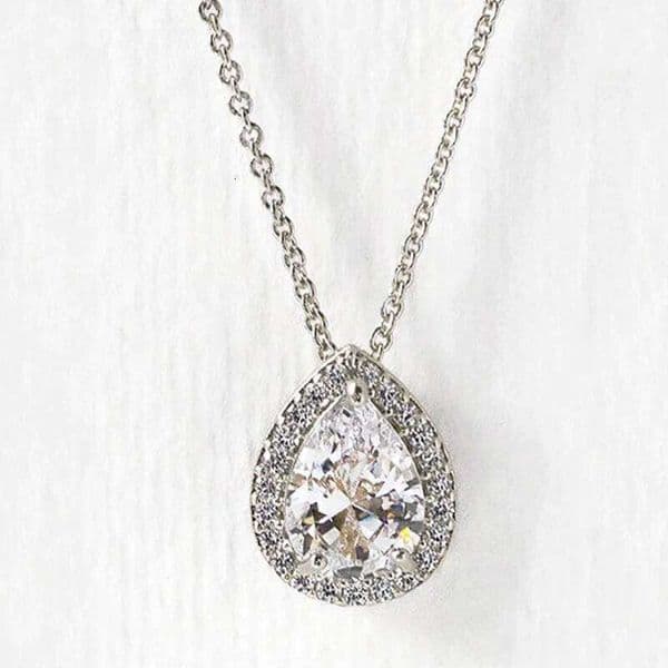 Huitan Trendy Women Pendant Necklace Inalid Pear Sparkling CZ for Wedding Party Engagement Anniversary Accessories Jewelry Gift