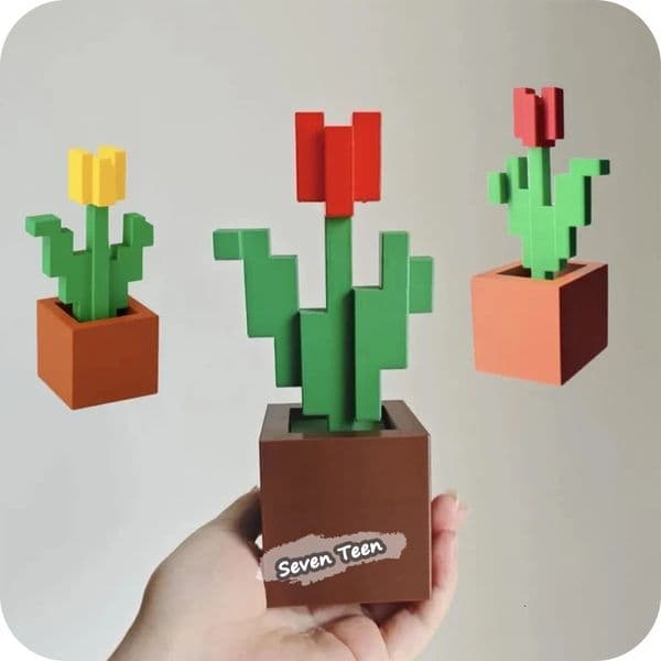 MC 3D Printed Game Peripheral Tulip Rose Creative Desktop Decoration Mini Ornament Pixel Potted Mosaic 251223