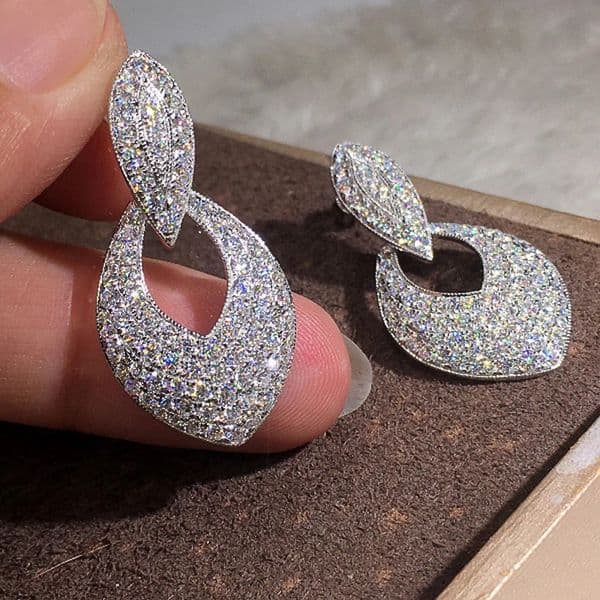 Huitan Bling Silver Color Drop Earrings for Women Temperament Accessories Wedding Engagement Trends Jewelry 251224