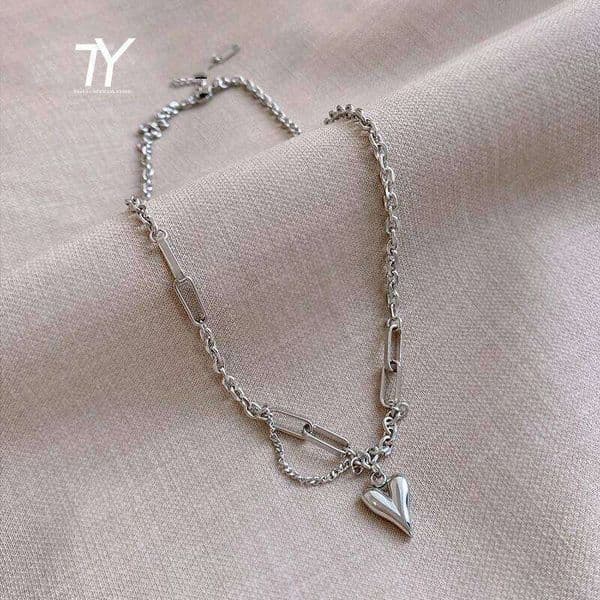 European and American Sweet Peach Heart Pendant Stainless Steel Choker Necklace For Women 2025 Korean Girl's Sexy Clavicle Chain