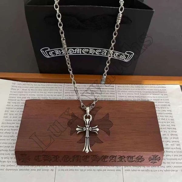 Chrome Necklace Designer CH Charm necklace New Vintage Pendant Cross Crome Couples Black Chain White Diamonds Chrme Jewelry cross necklace