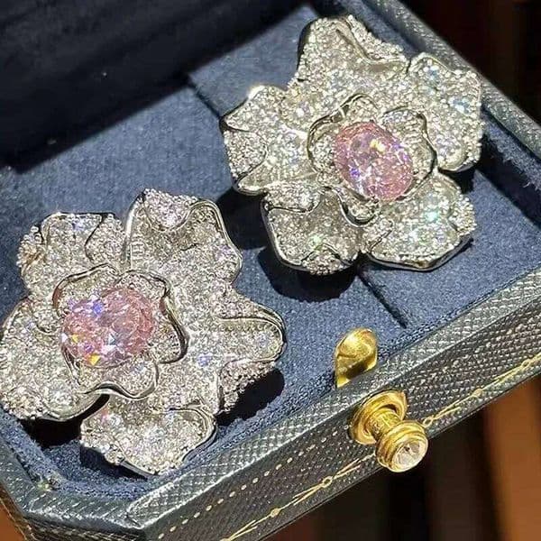Huitan Sweet Women Stud Earrings Flower Shaped Inlaid Pink Shining Cubic Zirconia Cute Accessories Jewelry for Wedding Party