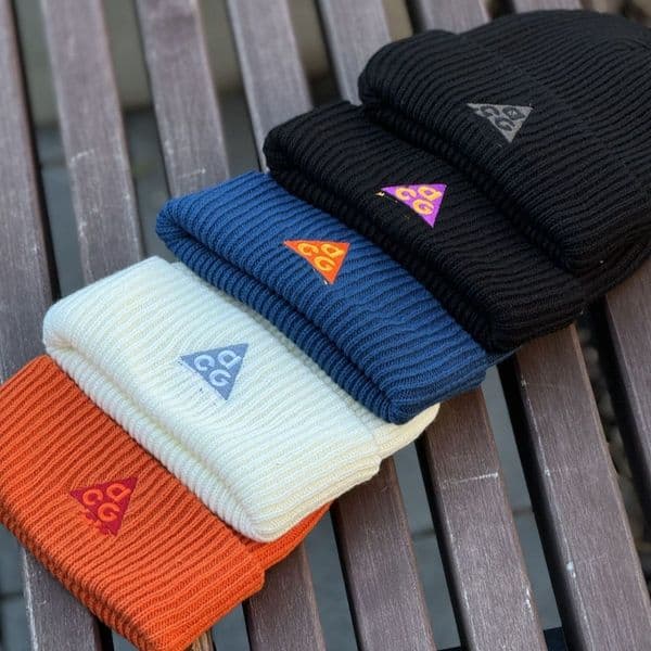 Skull Caps Top hats Mens and womens beanie fall winter thermal knit hat ski bonnet High Quality Hat warm cap S260526