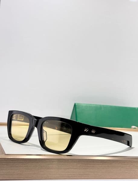 Womens Sunglasses For Women Men Sun Glasses Mens 1393S Fashion Style Protects Eyes UV400 Lens With Random Box And Case