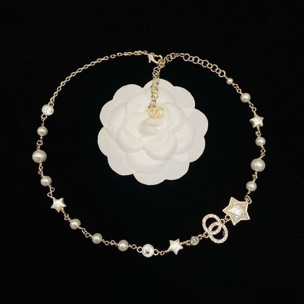 Luxury Brand Designer Pendants Necklaces Brand Letter Choker Pendant Necklace Pearl Chain Jewelry Accessories Gifts