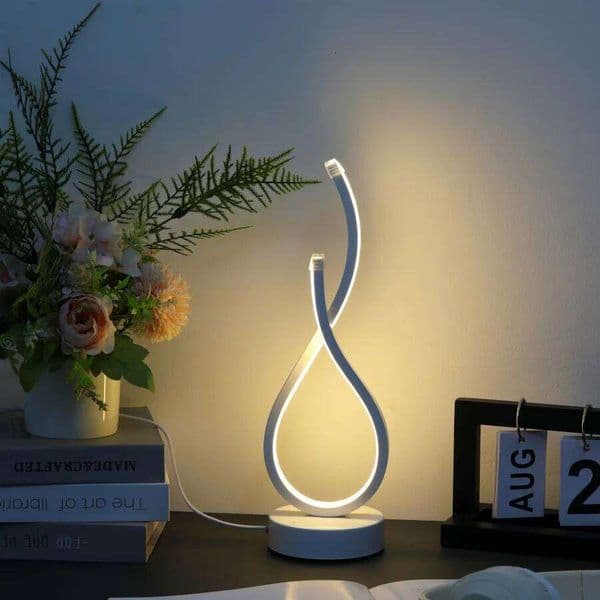 1PC Creative Modern Elegant White LOVE Gesture Desktop Lamp, USB Power Supply - Three-color Lighting, Suitable for Various Occas 25L1231
