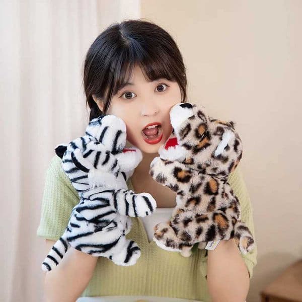 Stuffed Plush Animals Toys Hand Finger Story Puppet Kaii Dolls Educational Baby Toys Sloth Raccoon Koala Monkey Children Gifts W250703