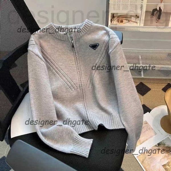 Women's Sweaters designer Designer crewneck womens sweaters autumn and winter new knitted cardigan casual loose long-sleeved coat for women YZTU