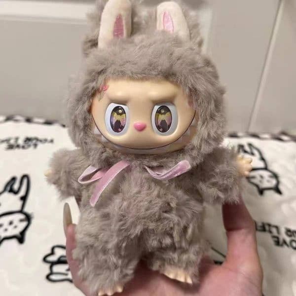 labubu clothes designer doll Labubu Have A Seat Series PVC Pendant Doll Model Monster Replica Keychain Kid Toys Birthday la bubu doll small angel