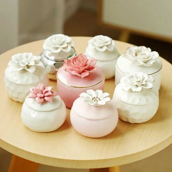 European Style Ins Hand-Painted Flower Ceramic Fragrance Jar Decoration Luxury Soy Cherry Blossom Scented Candles W250704Z260527