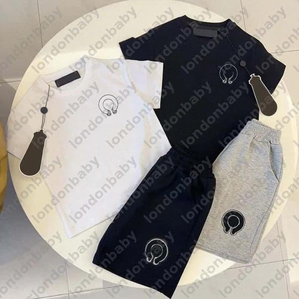 Designer Kids T Shirts Shorts Boys Girls Sets Toddler Summer Luxury Clothing Set Clothes Baby Children Two Piece Set -8 Black White Grey Size 90-150 DZG2507081 L260528