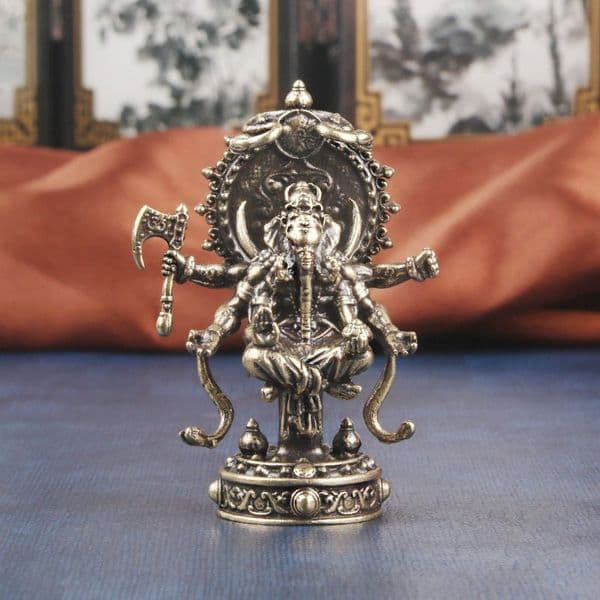 Vintage Brass Thailand Elephant God Desktop Decoration Figurines Tea Pet Table Ornament Solid Copper Animal Crafts Home Decor