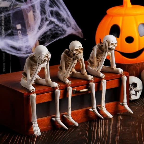 Halloween Statues Resin Speak Hear No Evil Skeleton Figurines Realistic Skull Decor for Bookshelf Table Edge Ornament 250711BJ