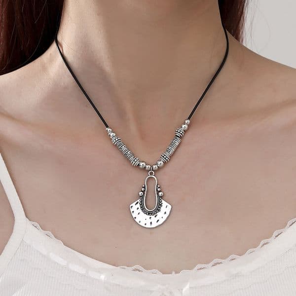 HOT Bohemian Fan-shaped Earrings and Necklace Set Fashion Hollow Jewelry