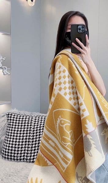 NEW ORDERS Cushion For Living room sofa Ins Blanket Pillow Home Luxury Horse 50&50cm 135&170cm Gig Size