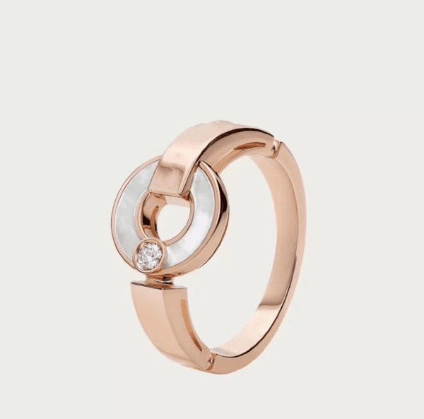 New love 2025 classic disc white shell diamond letter ring ladies charm jewelry luxury ring exquisite packaging gift box