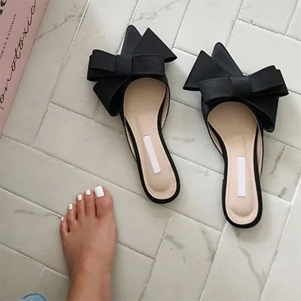 Spring and Summer Womens Shoes Korean Silk Satin Pointed Bow Tie Slippers Baotou Flat Heel Sets Semi Slippers 250714BJ