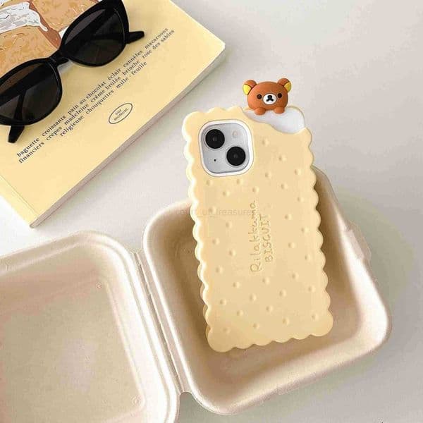 Sand Biscuit Tide Bear Soft Silicone Phone Case For iPhone 16 15 Pro Max 14 13 12 Pro Max 11 Shockproof Soft Cover M250716