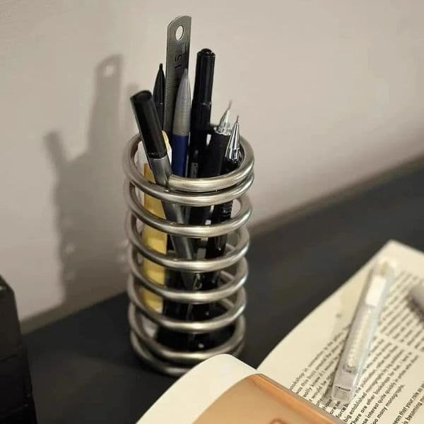 Creative Stainless Steel Toothbrush Holder Metal Bathroom Toothware Rack Toothpaste Makeup Brush Storage Decoration Rack 250716BJ