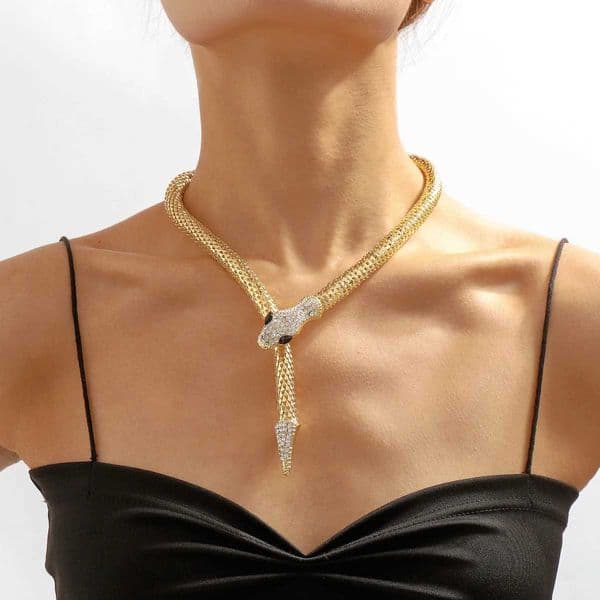 2025 New Trendy Punk Hip Hop Snake Necklace for Women Men Snakes Chain Charm Choker Adjustable Metal Jewelry Gift W250528