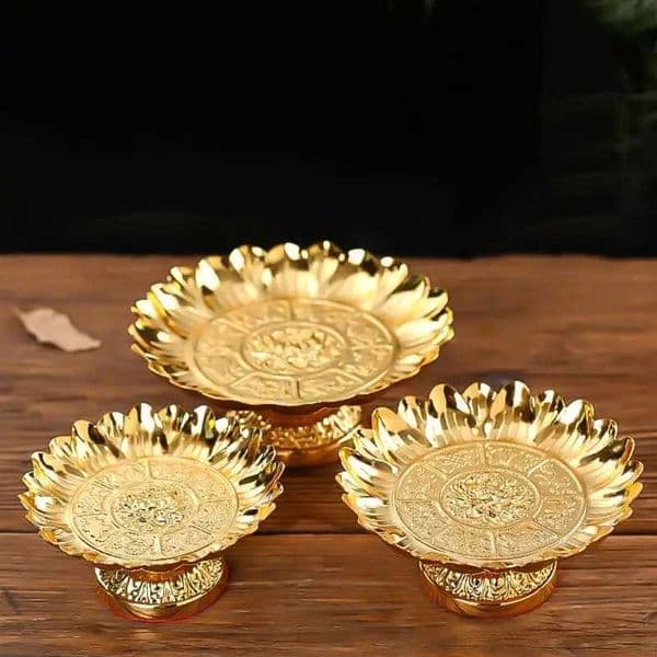 Vintage Alloy Lotus Fruit Bowl for Buddhist Altar Decoration Home Centerpieces Sacred Offering Tray X250721