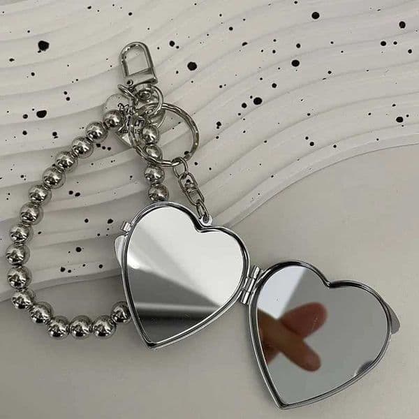 Fashion Metal Bead Heart Shaped Keychain for Women Sweet Mirror Bag Pendant Keychain Y2K Jewelry Accessories W250721