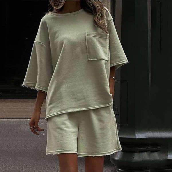 Casual Women's Summer Solid Color Round Neck Short Sleeve Elastic Waist Sports Shorts Two-Piece Set For Women B5
