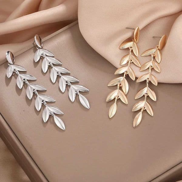 New Long Tassel Metal Leaves Earrings For Women Metallic Texture Splicing Pendant Earrings Fashion Female Jewelry Accessories XJ250722