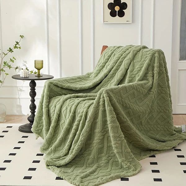 Coral Fleece Jacquard Soft Warm Fluffy and Comfortable Single Blanket Green Warm and Machine Washable Coral Fleece Blanket 250721