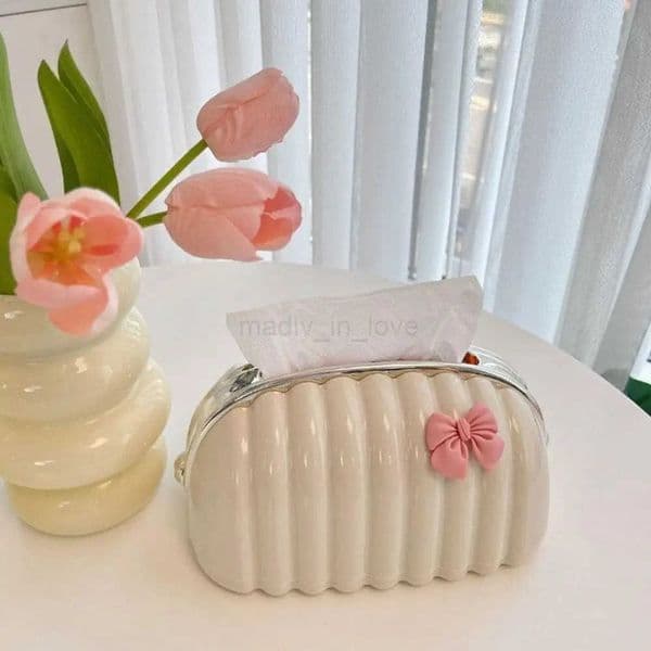 Simple Irregular Cloud Shape Tissue Box with Spring Inside Home Living Room Light Luxury Shell Spring Paper Box Holder M250724