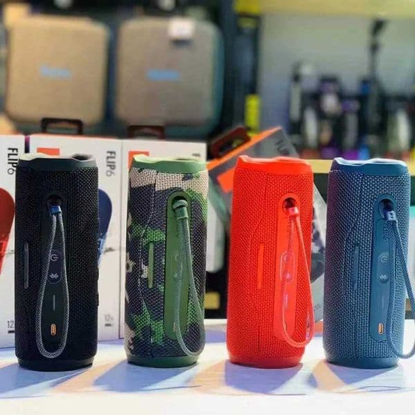 Take Your Music Anywhere with the Flip 6: Portable, Wireless, and Built to Deliver Powerful Sound in Any Environment H260226
