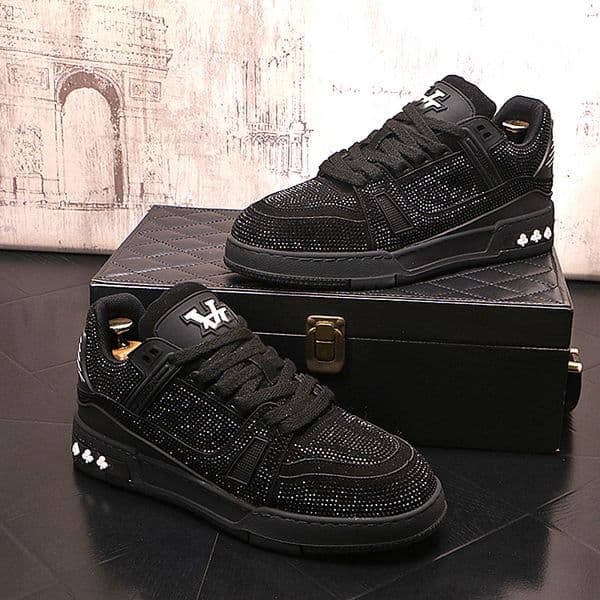 Designer Shoes Europe Station New mens shoes trendy brand High-end rhinestone casual Niche board fashionable and individual