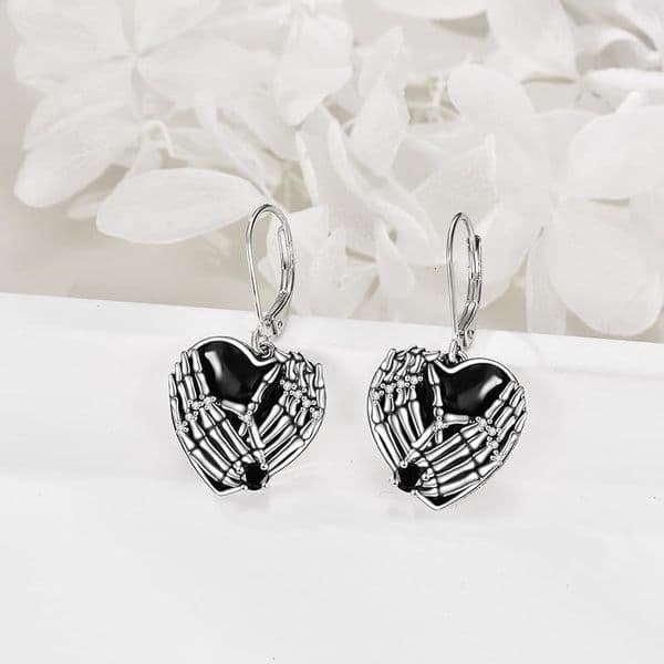 New Gothic Style Vintage Personality Trendy Heart Ghost Hand Earrings for Women