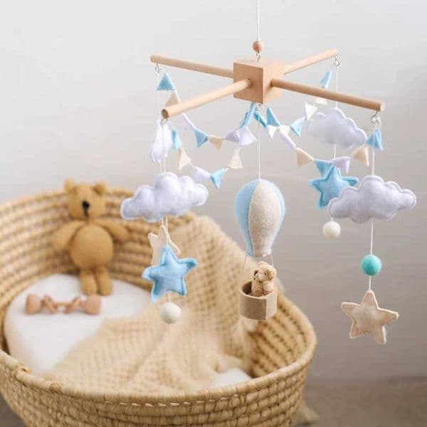 Baby crib mobile bed bell soft felt hot air balloon wind chime pendant bed bell wooden newborn comfort bed bell toys baby gift X250730